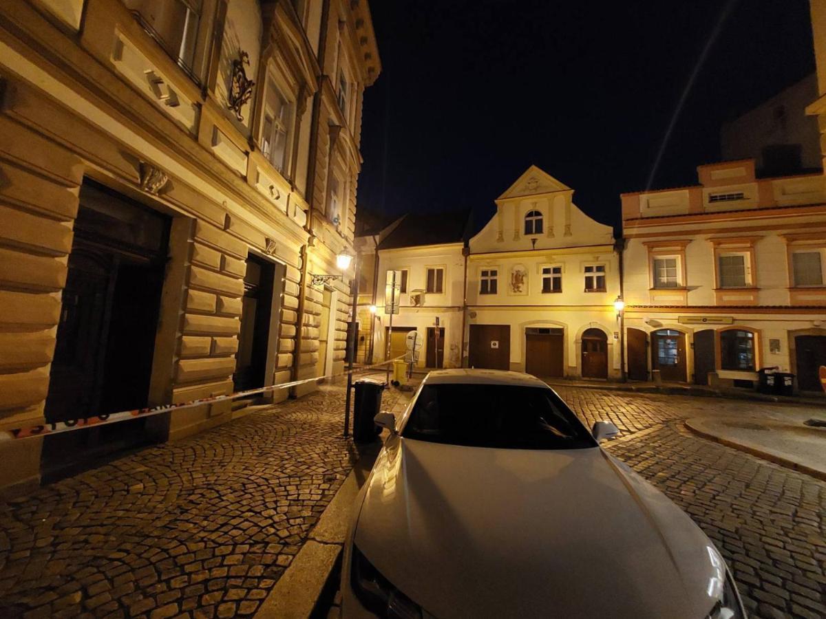 Exkluzivni Apartman V Prizemi V Hradci Kralove Hradec Králové 外观 照片