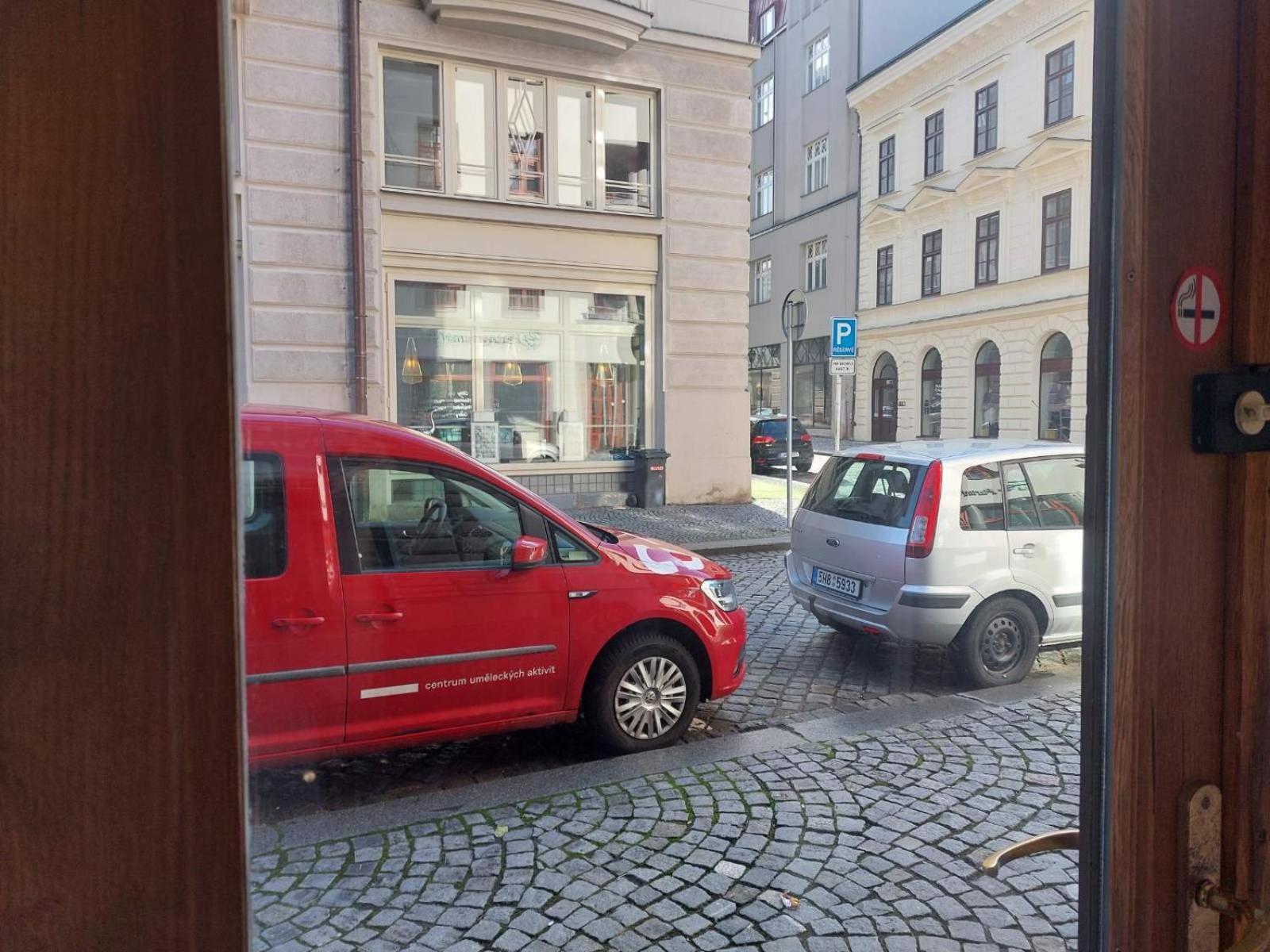 Exkluzivni Apartman V Prizemi V Hradci Kralove Hradec Králové 外观 照片